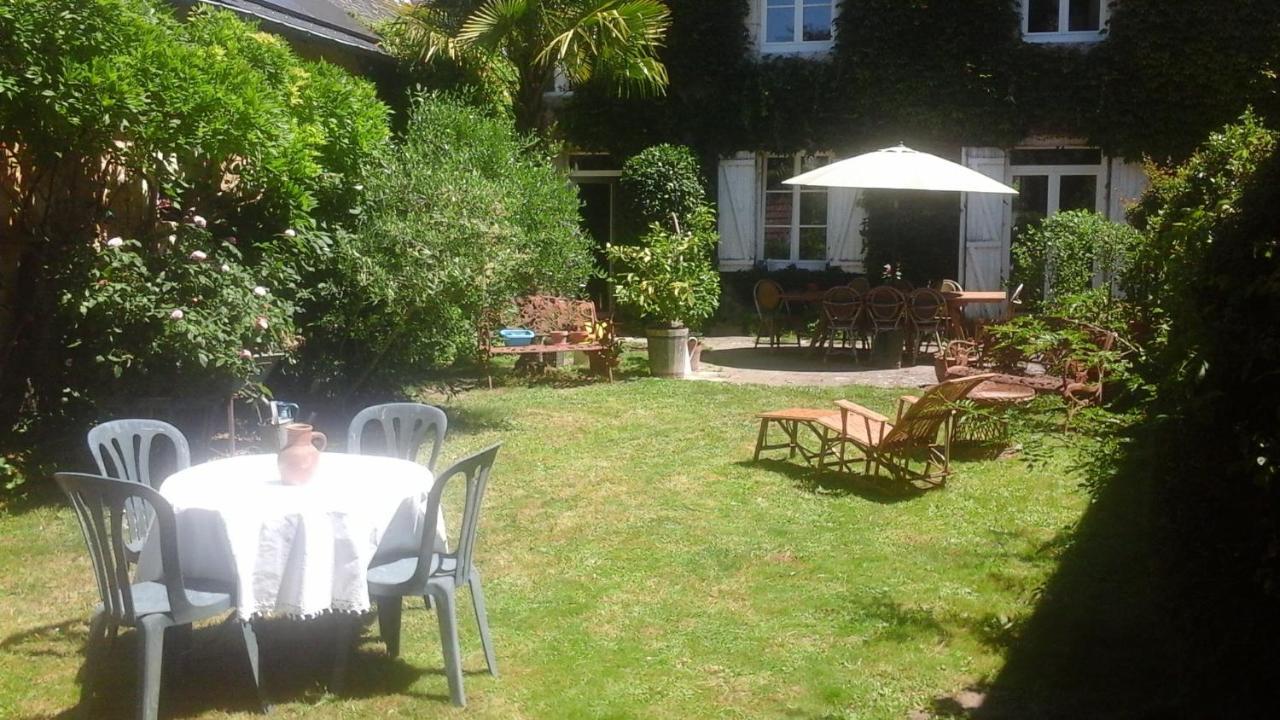 Les Loges Du Chaudron Bed & Breakfast La Chapelle-aux-Choux Exterior foto